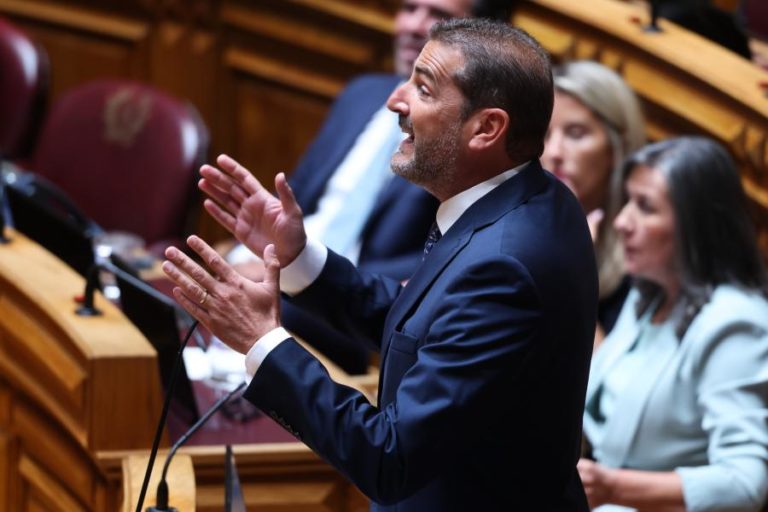 PSD diz que moção de censura caiu “de Marte aos trambolhões” e MAI já deu “todas as explicações”