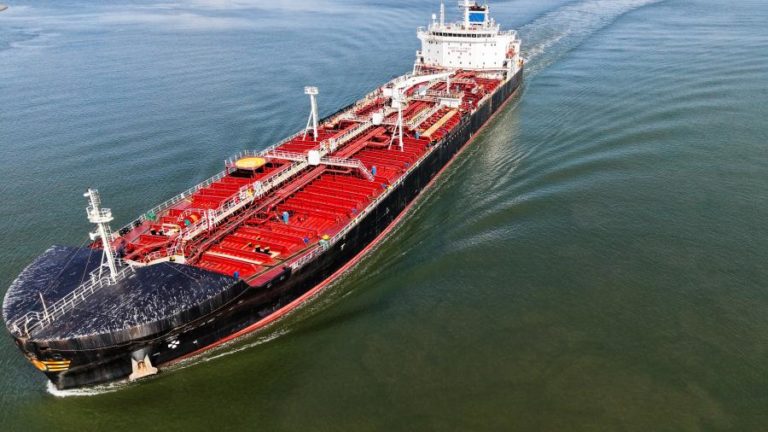 Valor das importações de petróleo dispara 55,8% no 2.º trimestre na UE