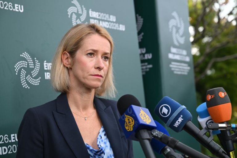 Kallas preocupada com partidos “cegos à ameaça russa” após vitória em eleições alemãs da AfD