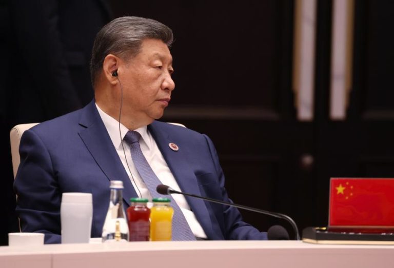 Xi Jinping pede maior papel global da Organização de Cooperação de Xangai