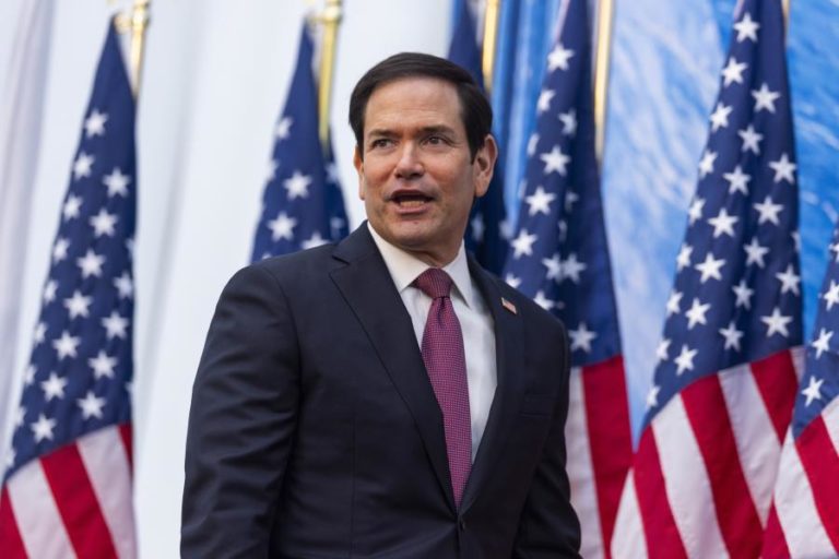 Rubio anuncia visita à Colômbia, Peru e Equador na próxima semana