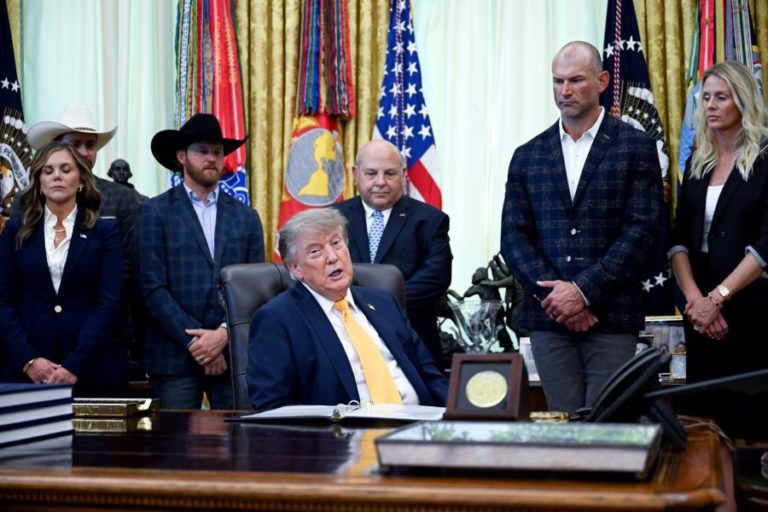 Trump considera guerra contra República Islâmica uma “coisa pequena” para EUA
