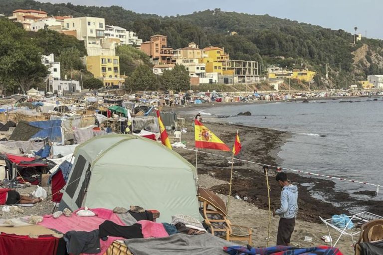 Autarca de Ceuta debate crise migratória com responsáveis da UE