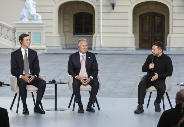 Enviados dos EUA apresentaram a Kiev novas propostas “mais eficazes”