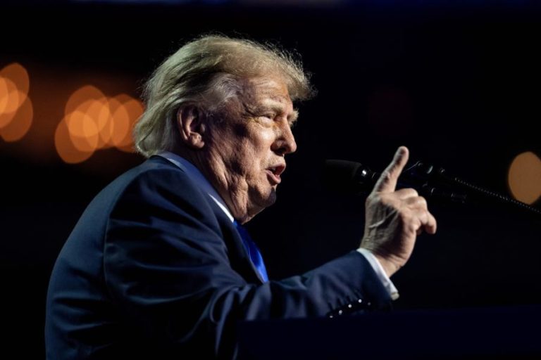 Trump garante que “concretizará” promessa de dar 5.000 dólares a cada eleitor norte-americano