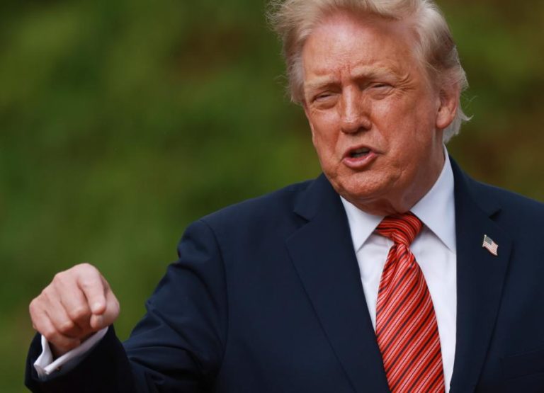 Governo Trump cortou ou congelou 153 mil ME de subsídios em todos os estados