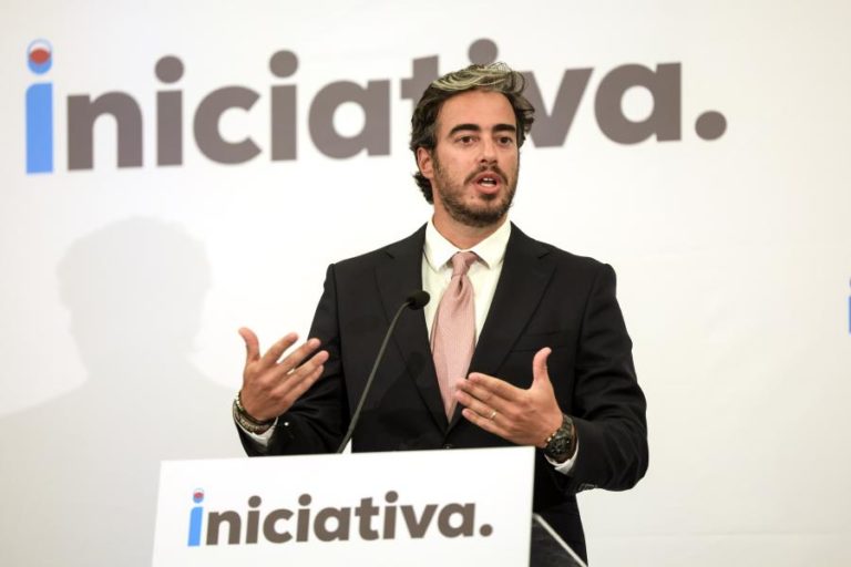 IL acusa PSD de “tentar comprar votos dos portugueses” e de “rifa eleitoral” com descida do IRS