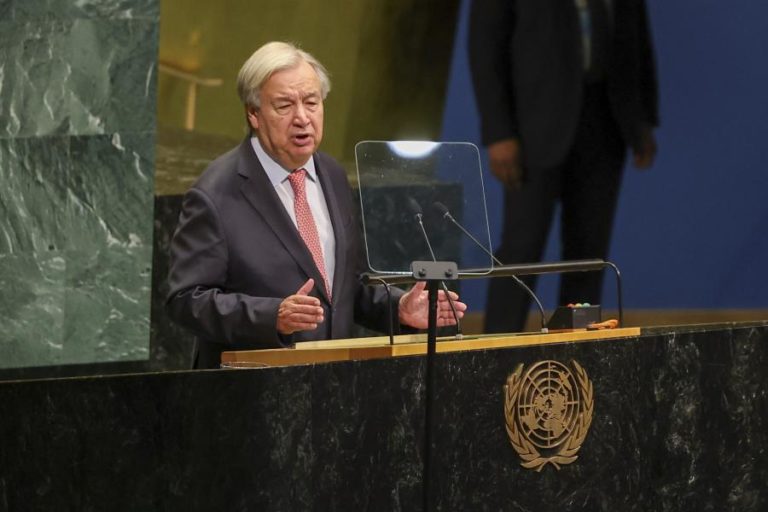 Guterres defende que decisões de vida ou morte não sejam entregues à IA