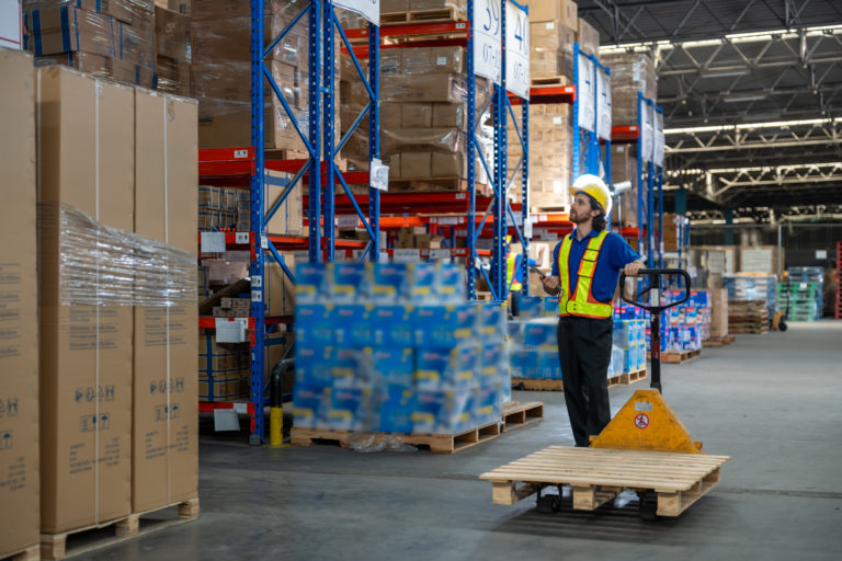 Vendas por grosso no Canadá sobem 0,3% em julho