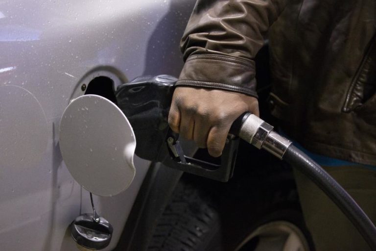 Governo Regional do Príncipe raciona venda de gasolina devido à escassez