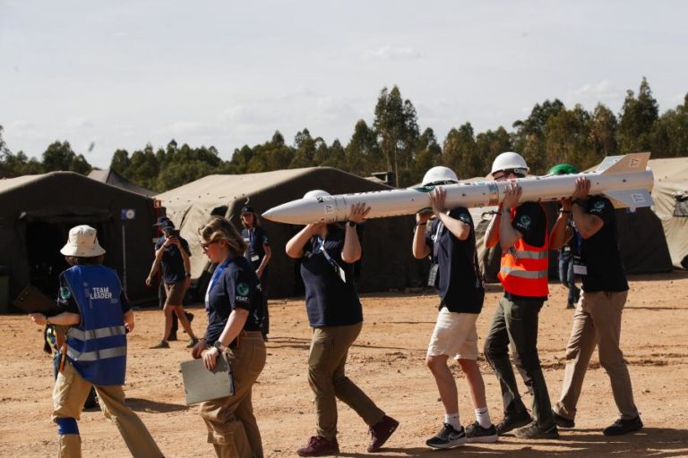 Agência Espacial Europeia apoia competição universitária de foguetes em Portugal