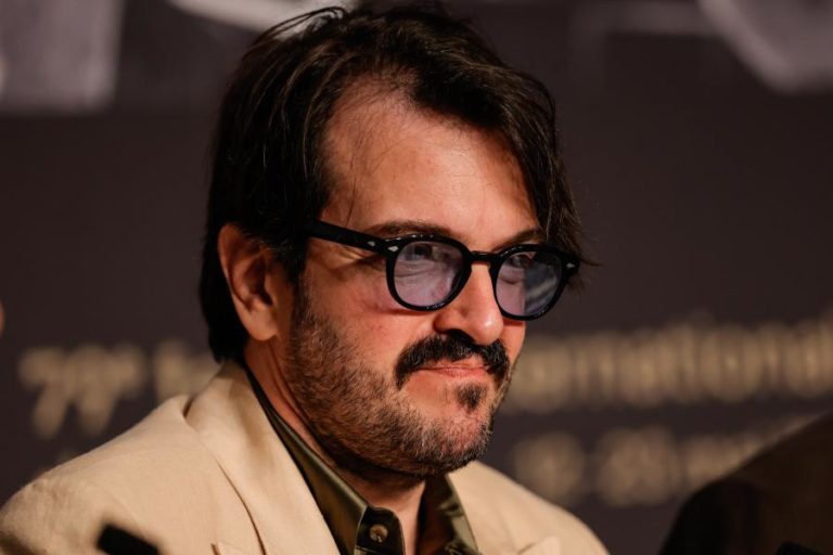 Três artistas brasileiros premiados pela Associação de Críticos em Los Angeles