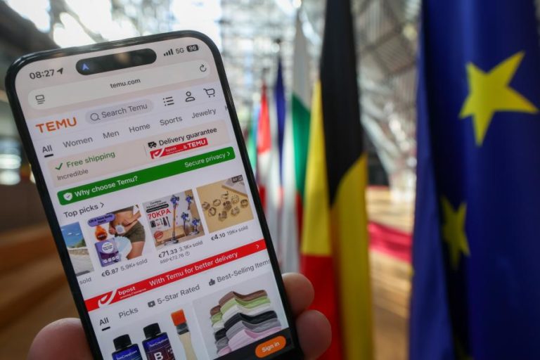 UE cobra a partir de domingo nova taxa de 2 euros sobre encomendas de fora do bloco