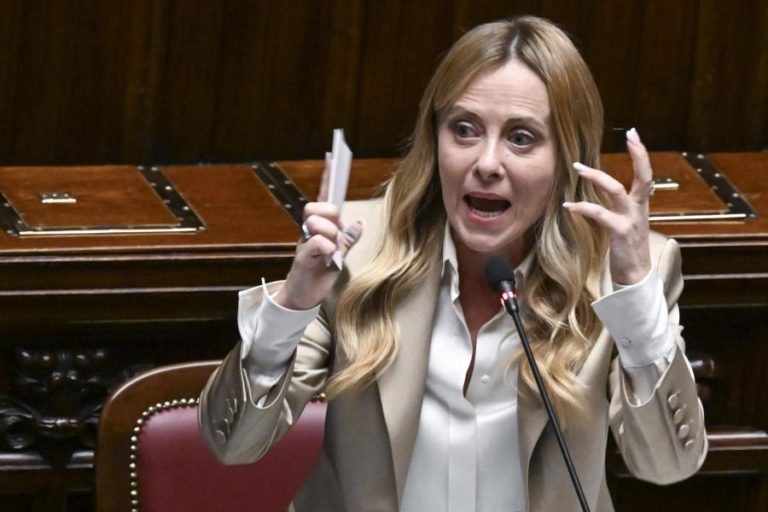 PM italiana Meloni afasta aliança com extrema-direita de Vannacci