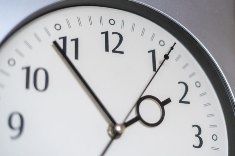 Manitoba acaba com a mudança da hora duas vezes por ano